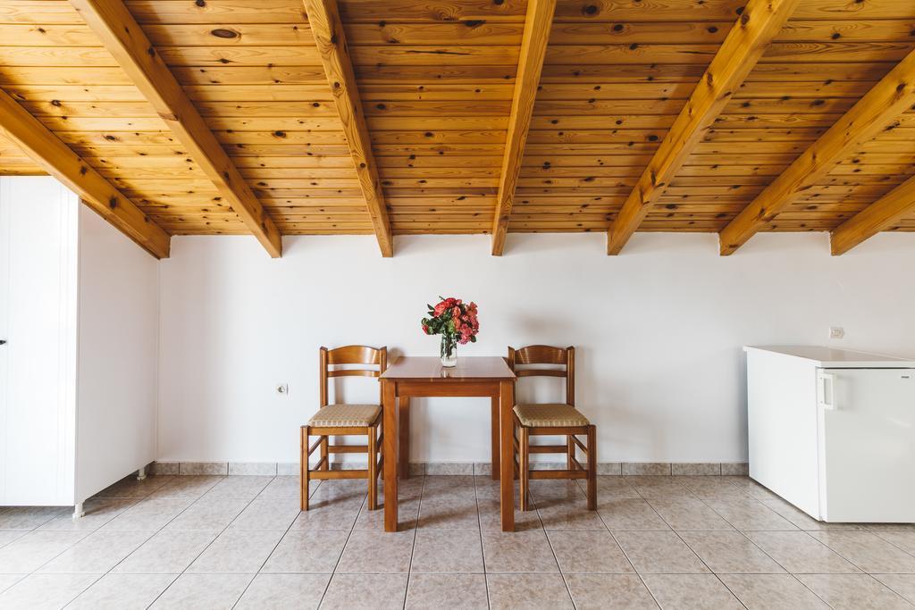 Fexulis Studios & Suites Ágios Nikolaos Quarto foto